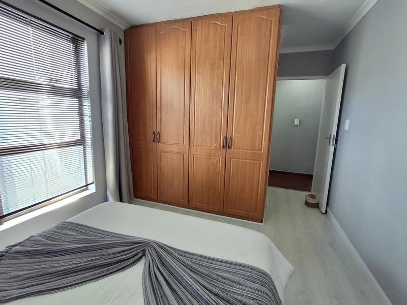 4 Bedroom Property for Sale in Britannia Bay Western Cape